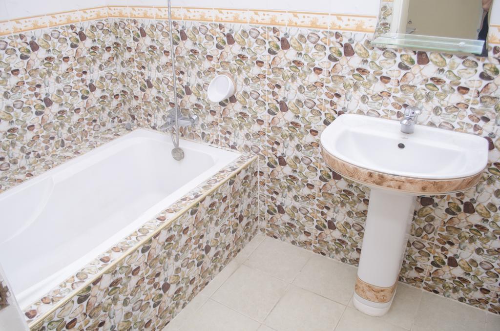 Julz Tropical Apartments Olongapo Zewnętrze zdjęcie