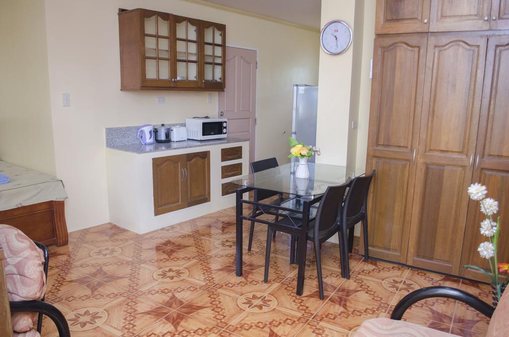 Julz Tropical Apartments Olongapo Zewnętrze zdjęcie